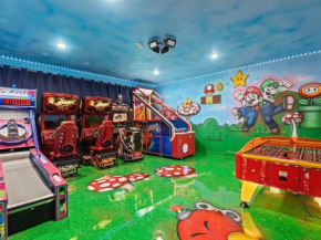 Magical 7BR Retreat, Pool, Arcade, Themed Rooms